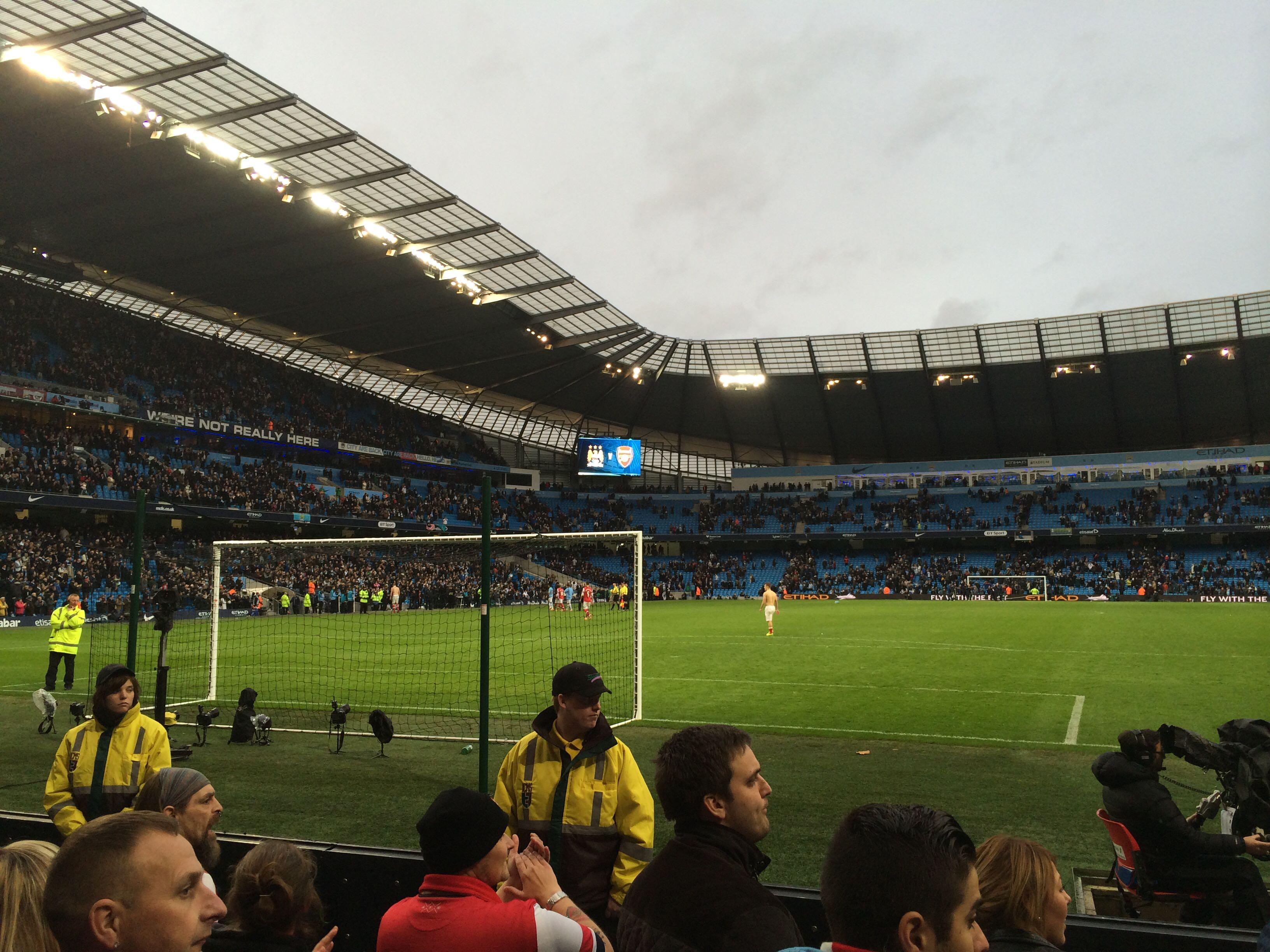 正是暗示他 正是暗示他