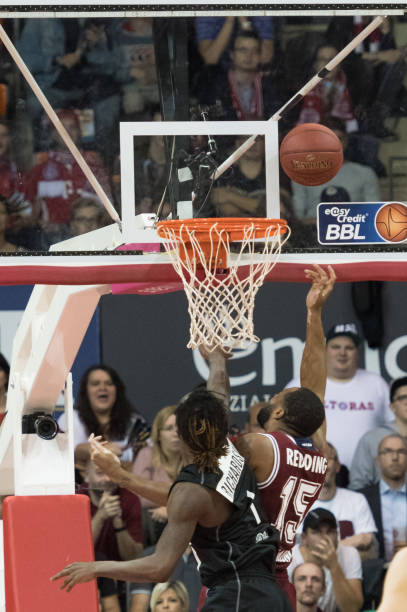 在其职业生 在其职业生