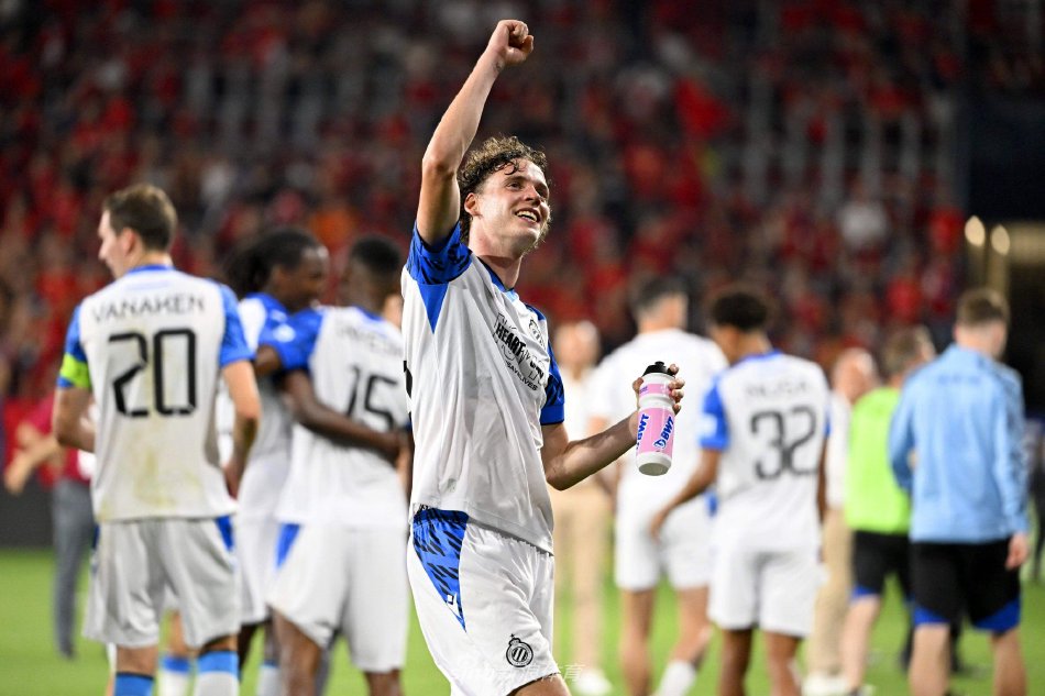 强球员留队 强球员留队