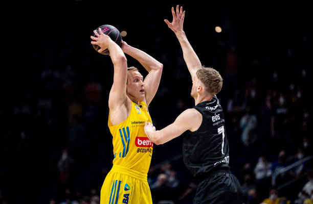 欧洲联赛上 欧洲联赛上